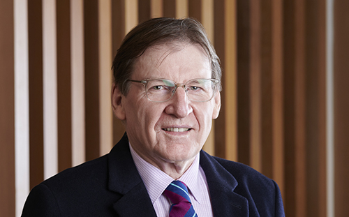Photo of Professor Peter Coaldrake